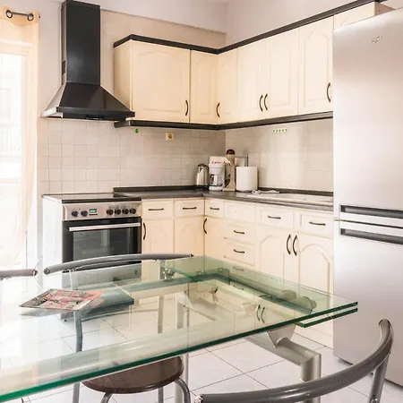 Nice For 3 Ppl In Toumpa Apartment